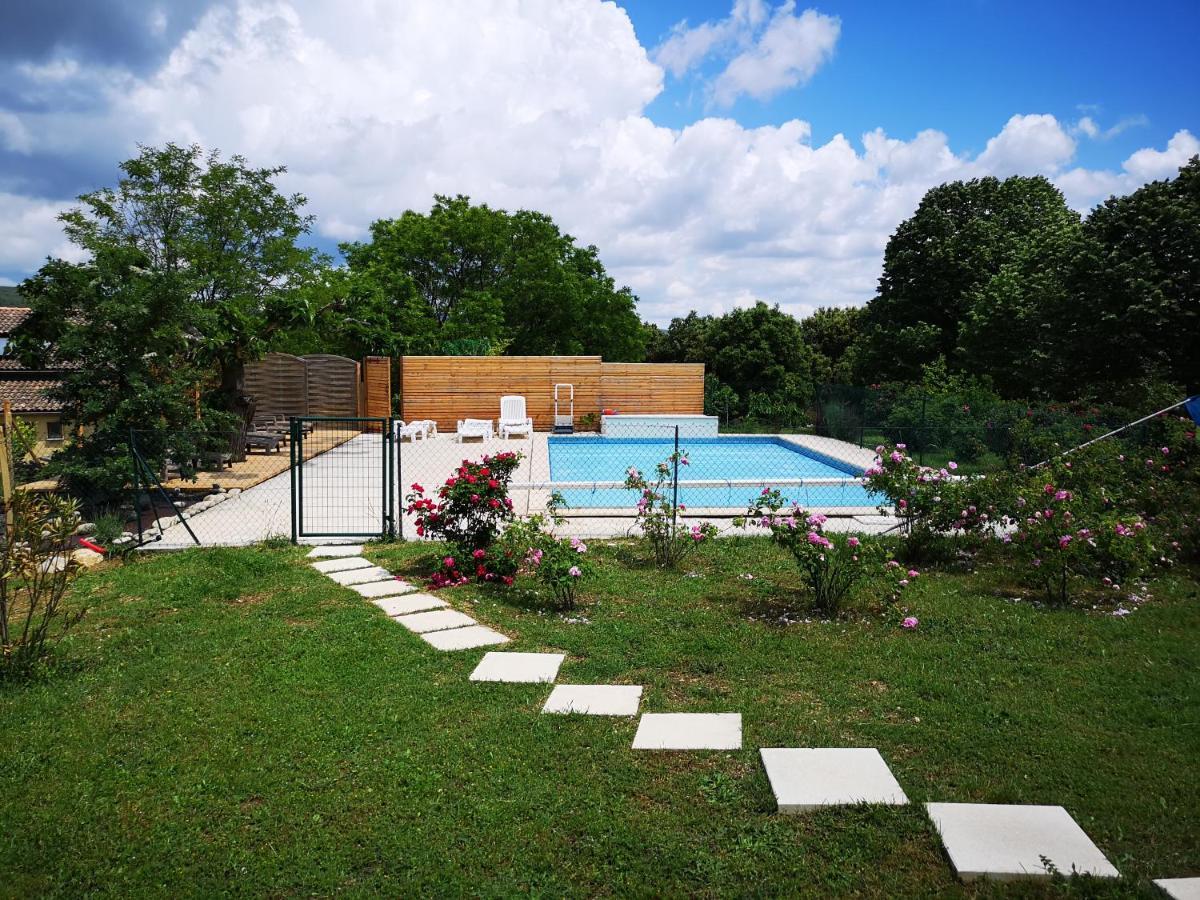 Hébergement de vacances Domaine En Terre Happy *